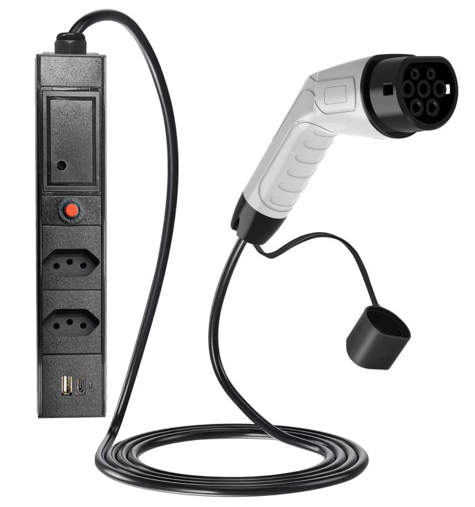 Electric Car Side Discharge Plug EV Type 2 20A Charger Cable with Brazil Socket Outdoor Power Station 2 Ports (Need car supports V2L)